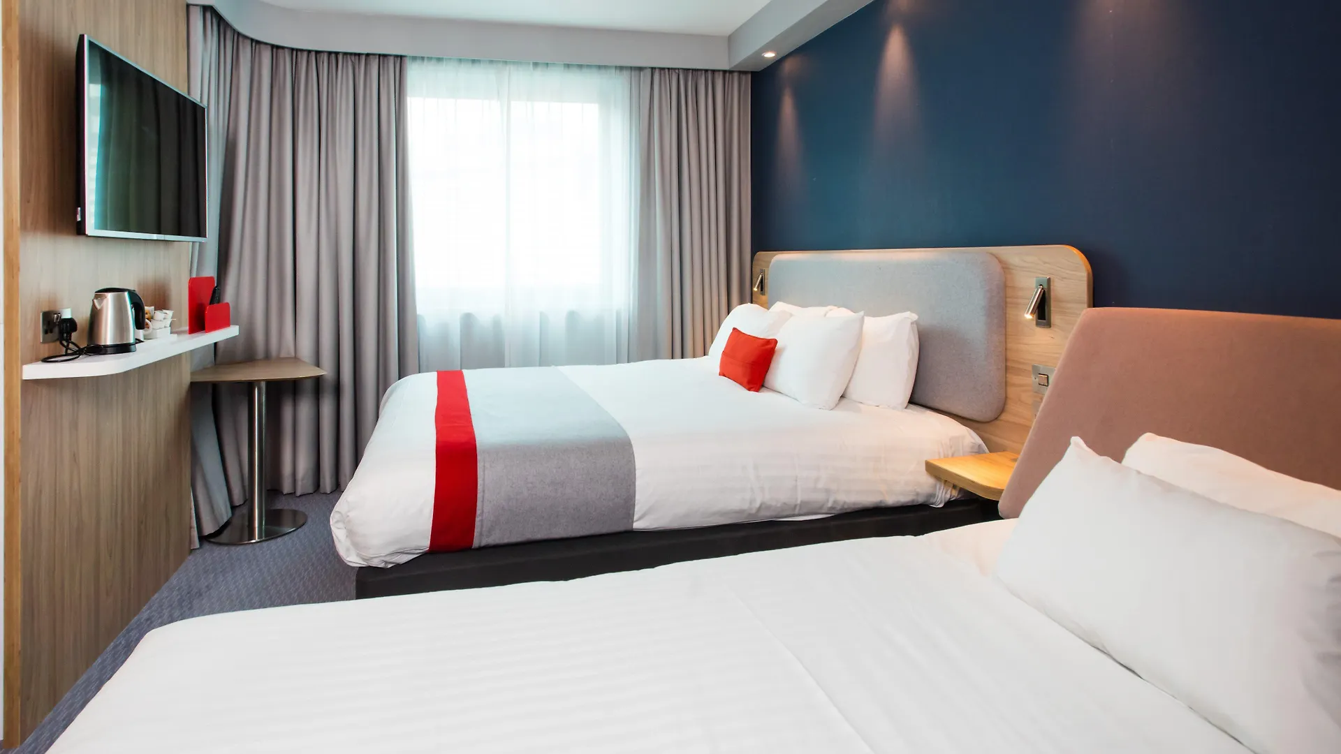 Holiday Inn Express Leeds City Centre - Armouries By Ihg United Kingdom