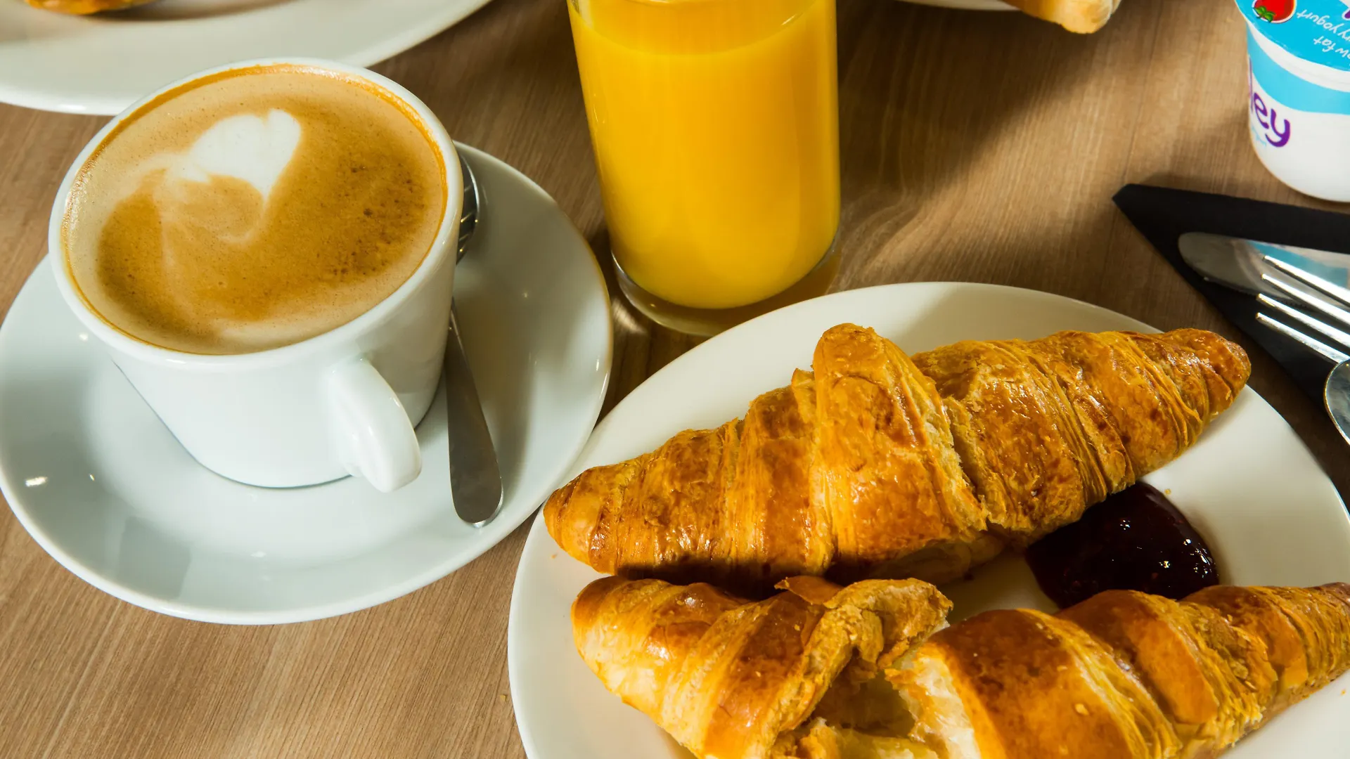 *** Hotel Holiday Inn Express Leeds City Centre - Armouries By Ihg United Kingdom