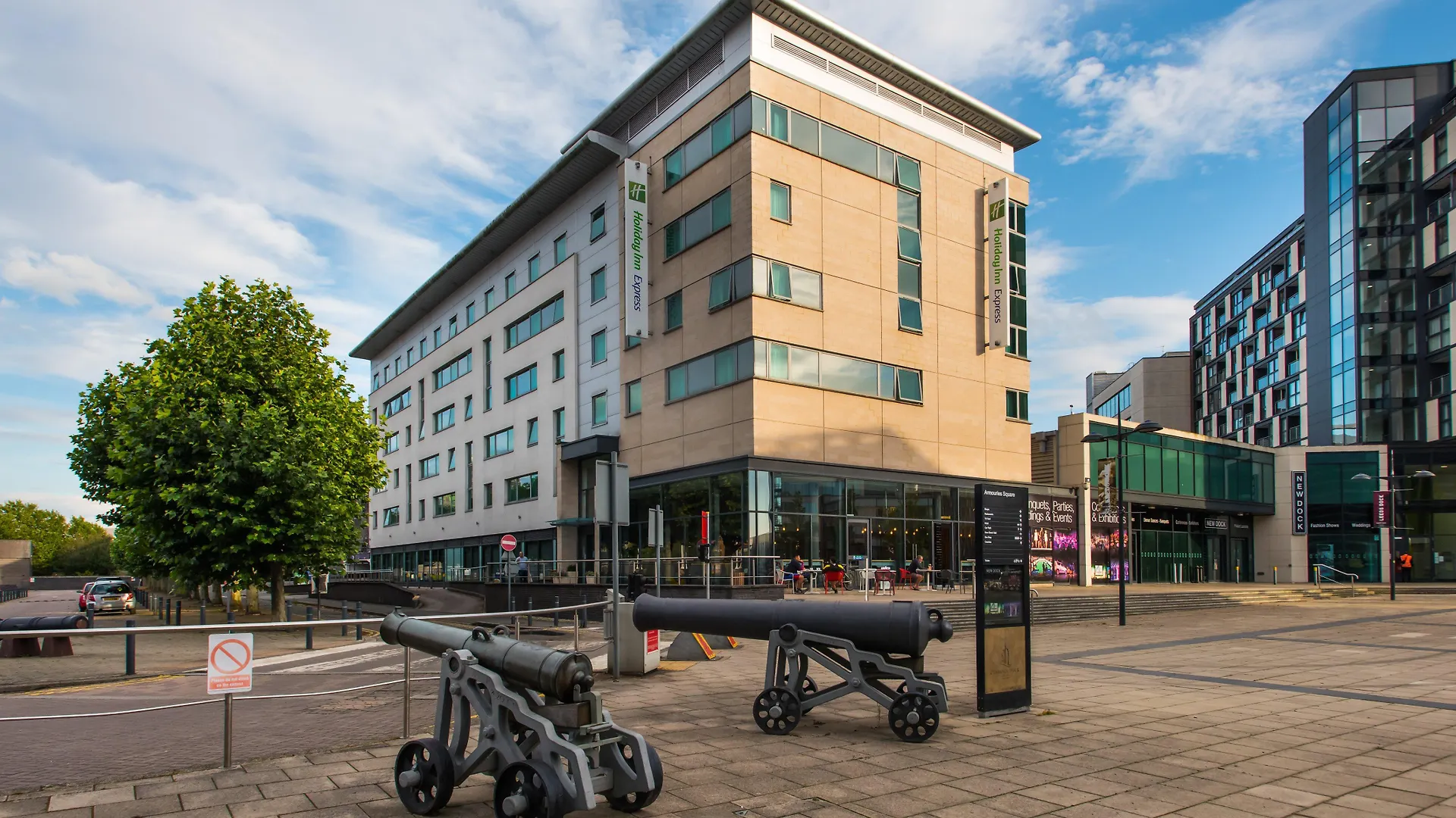 Hotel Holiday Inn Express Leeds City Centre - Armouries By Ihg